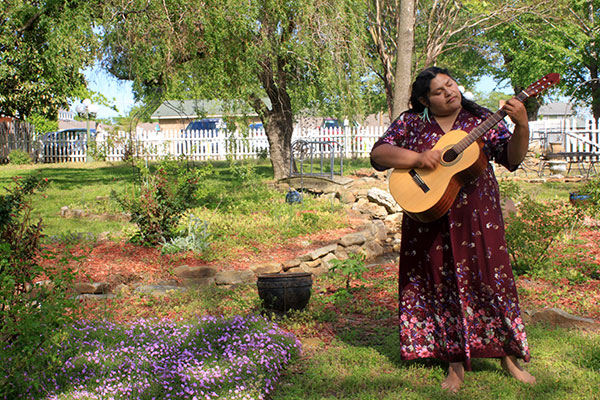 Voice of the Mountain: Carolina Mendoza