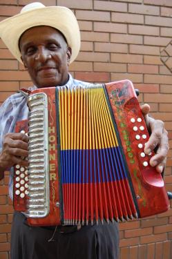 Accordionist Náfer Durán is a master of vallenato music, which originated on the Colombian Caribbean coast and evokes an ebullient, neighborly way of life common to the towns and ranches in the nearby flatlands of La Guajira and Cesar departments.
