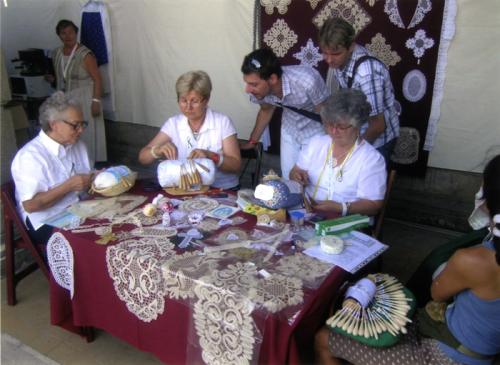 Women demonstrate traditional crafts at the Mesters&eacute;gek &Uuml;nnepe (Festival of Folk Arts) in Budapest, 2012.