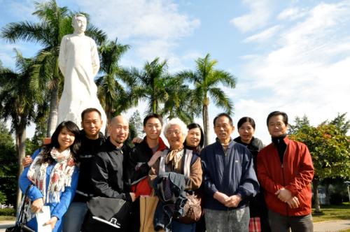 The Chins (from Sacramento, California) pose with extended family during a reunion in Guangdong Province, 2009.