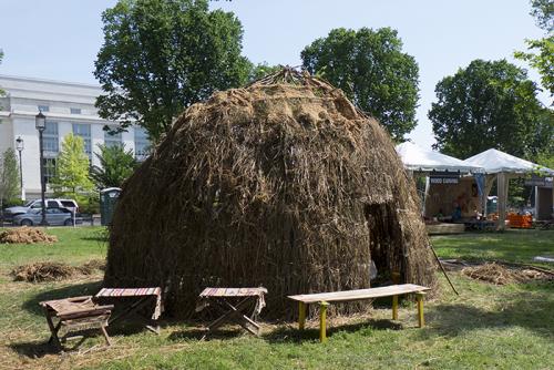 Photo by Benita Mayo, Ralph Rinzler Folklife Archives and Collections, Smithsonian Institution