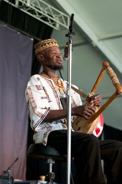 Photo by Joe Furgal, Ralph Rinzler Folklife Archives and Collections, Smithsonian Institution