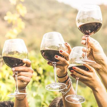 Raising a Glass to Armenia’s Elaborate Toasting Tradition