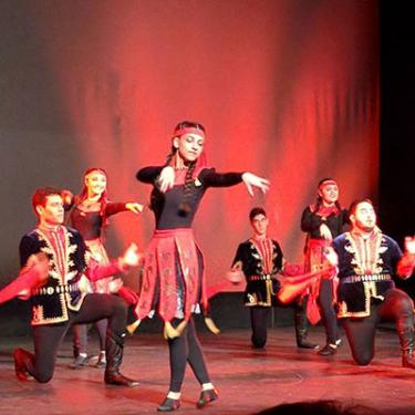 Hamazkayin Arax Dance Ensemble