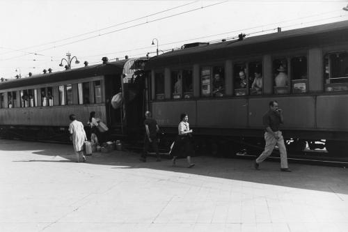 Mora la Nova train station