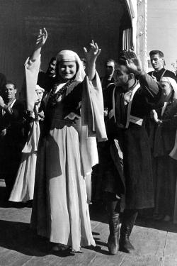 Armenian dance