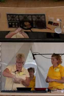 Photo by Charlotte Krohn, Ralph Rinzler Folklife Archives and Collections, Smithsonian Institution