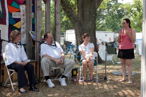 Photo by Jane Cave, Ralph Rinzler Folklife Archives and Collections, Smithsonian Institution