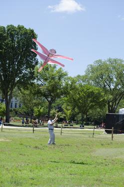Photo by Kate Mankowski, Ralph Rinzler Folklife Archives and Collections, Smithsonian Institution