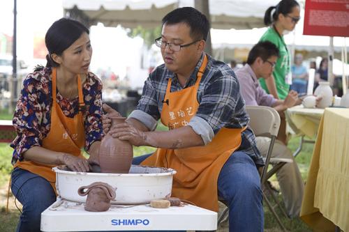 Photo by Bea Ugolini, Ralph Rinzler Folklife Archives and Collections, Smithsonian Institution