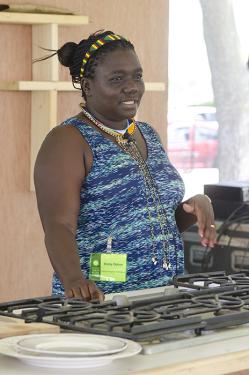 Photo by Josh Weilepp, Ralph Rinzler Folklife Archives and Collections, Smithsonian Institution