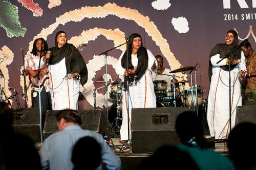 Photo by Joe Furgal, Ralph Rinzler Folklife Archives and Collections, Smithsonian Institution
