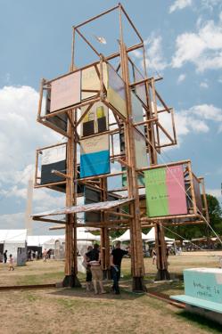 The Progressive Structure anchors the Cities/Metropolitan Crossroads section of the Colombia Program.