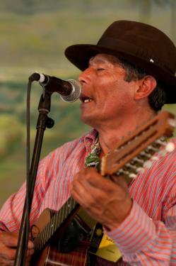 Álvaro Suesca Acuña of El Pueblo Canta