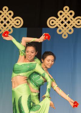 Flower Drum Lantern dance at Moonrise Pavilion.