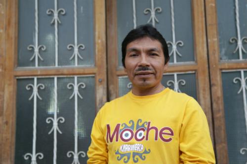Ronald Fernández grew up in the town of Moche, Peru. His family has played an integral role in the spread of the Marinera Mochera style of dance. Photo by Cristina Díaz-Carrera, Ralph Rinzler Folklife Archives