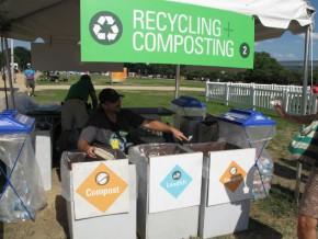 Sustainability consultant Eric Hollinger instructs 2014 Festival visitors how to use a resource recovery station. Photo courtesy of Eric Hollinger