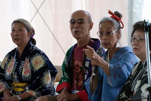 In an <em>On the Move</em> discussion about the Japanese American experience, <em>FandangObon</em> members Nancy Sekizawa, George Abe, Nobuko Miyamoto, and Elaine Fukumoto, shared their families' stories living in internment camps.